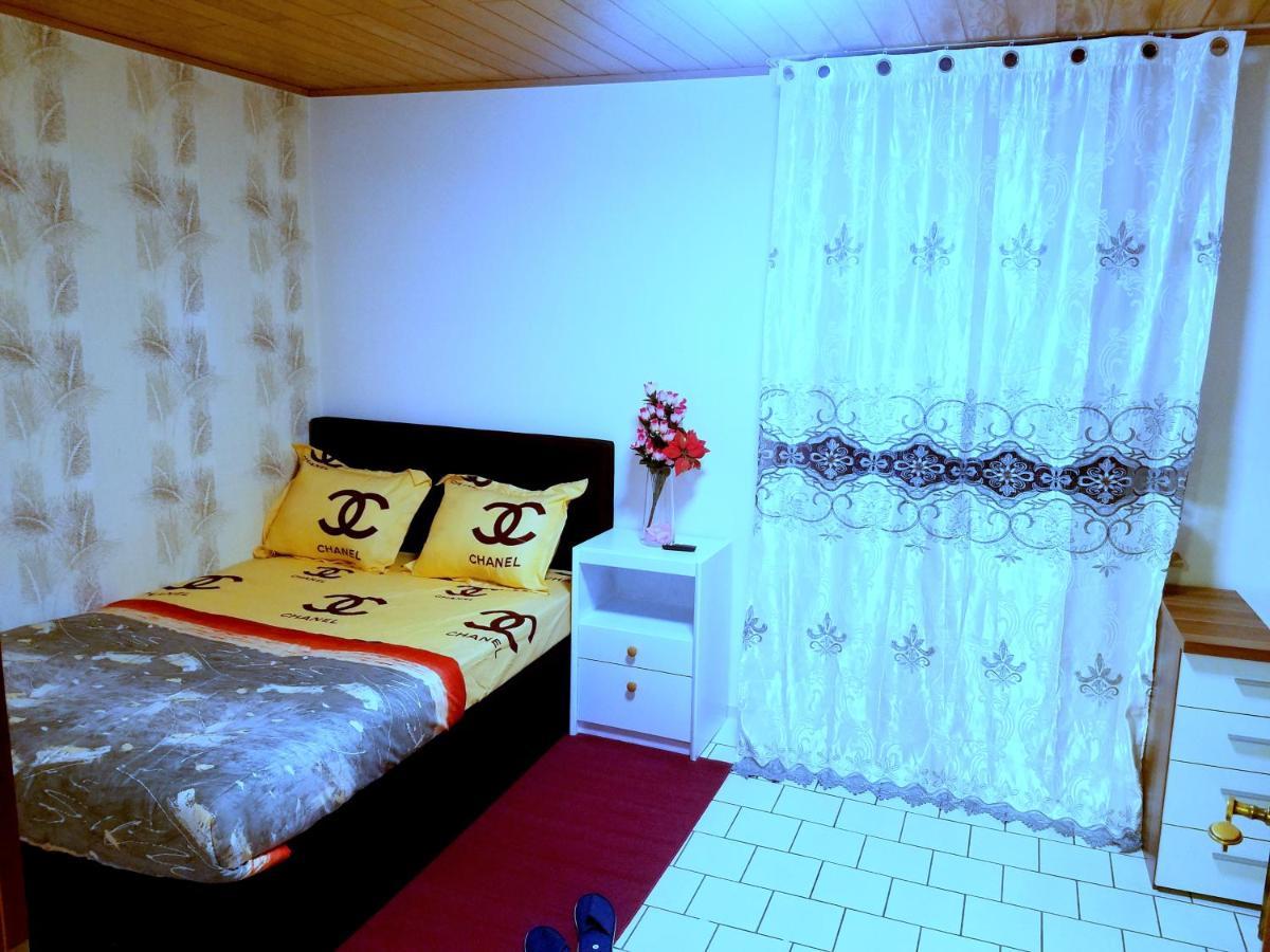 Ferienwohnung In Friedberg Friedberg  Zewnętrze zdjęcie